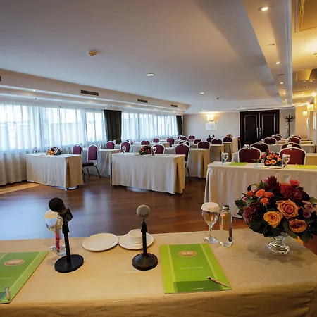 Buyukhanli Park 4*