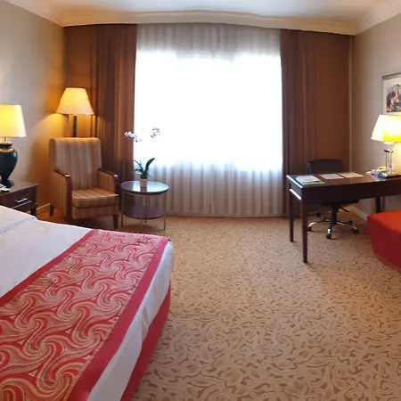Buyukhanli Park Hotel 4*