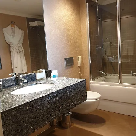 Buyukhanli Park Szálloda 4*
