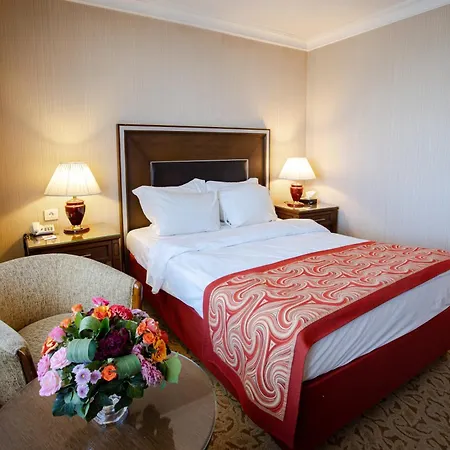Hotel Buyukhanli Park 4*