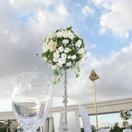 Ξενοδοχείο Buyukhanli Park 4*