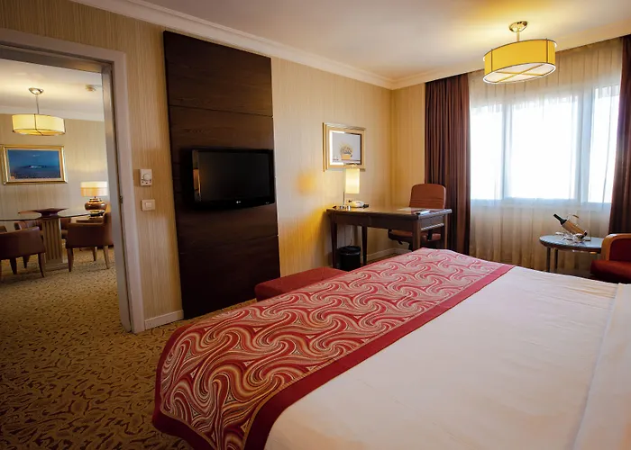 Buyukhanli Park Ankara