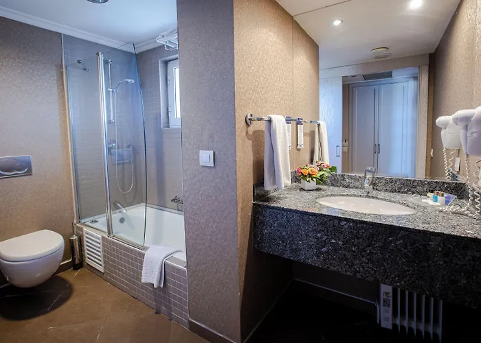 Buyukhanli Park Hotel 4*