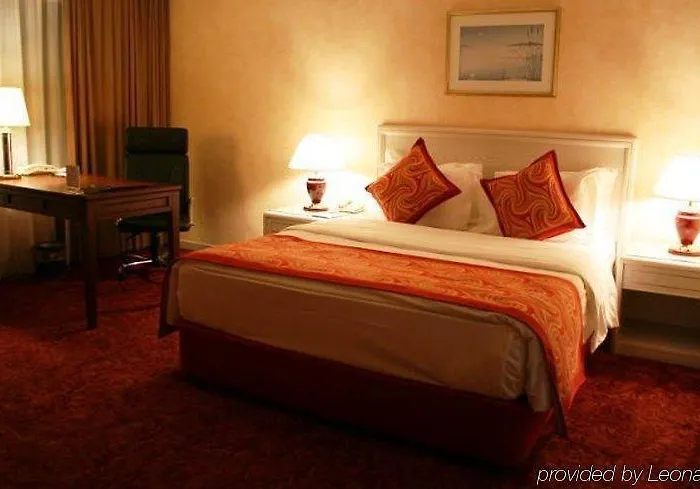 Buyukhanli Park Hotel 4*