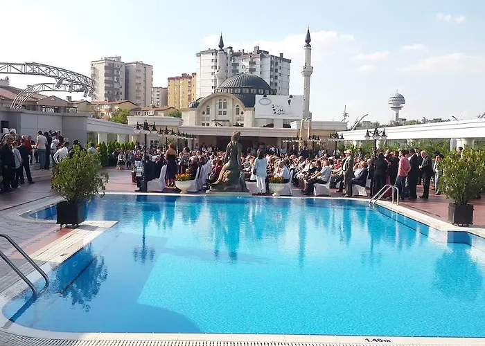 Buyukhanli Park アンカラ