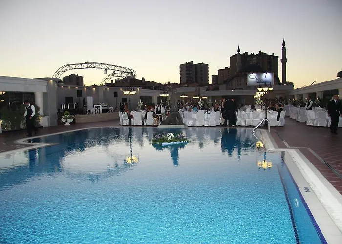 Buyukhanli Park アンカラ