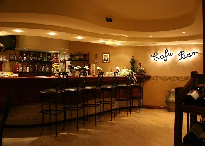 酒店 Buyukhanli Park 4*